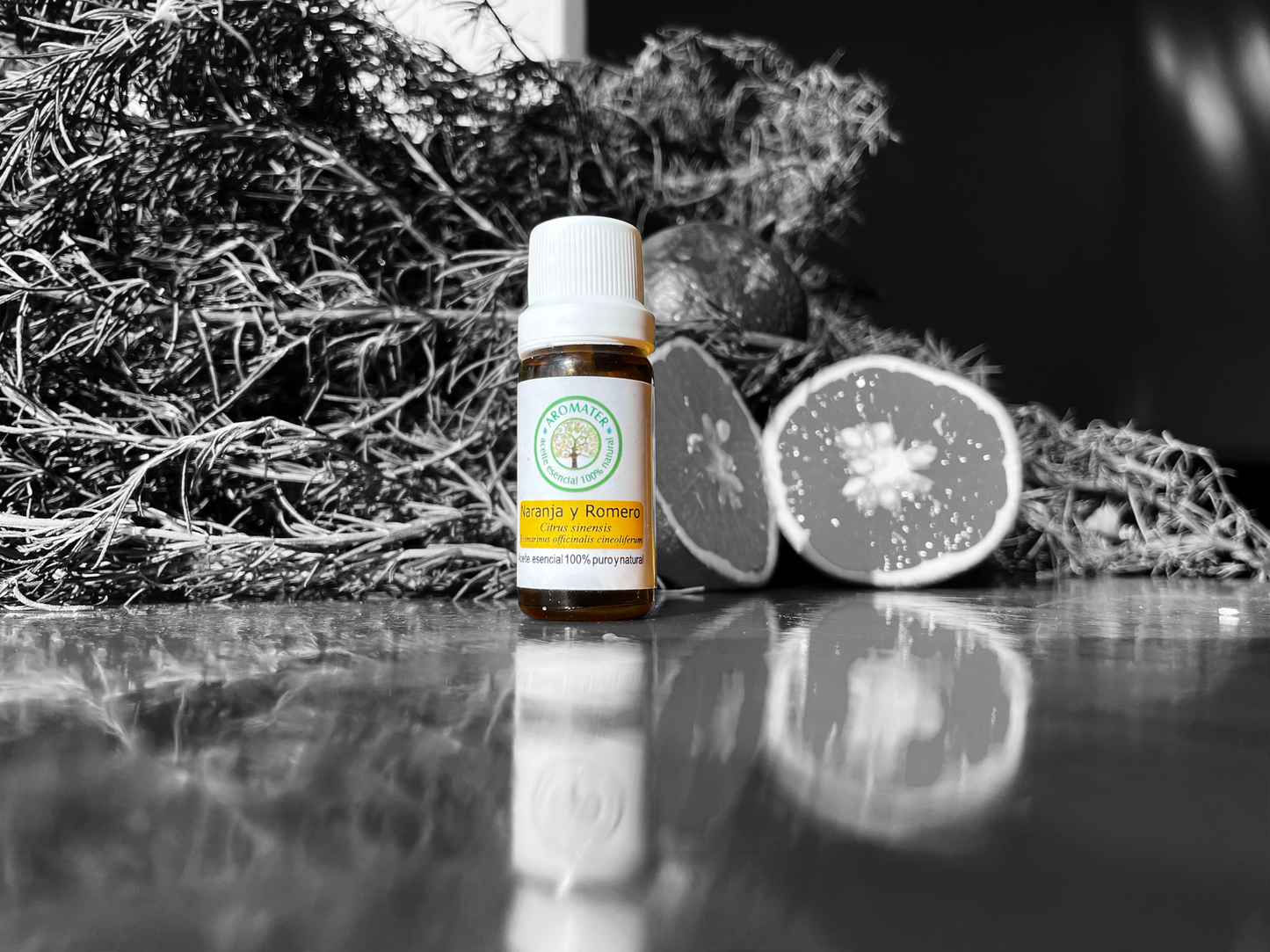 ORANGE AND ROSEMARY ESSENTIAL OIL Qt CINEOL: Physical and emotional toning mixture